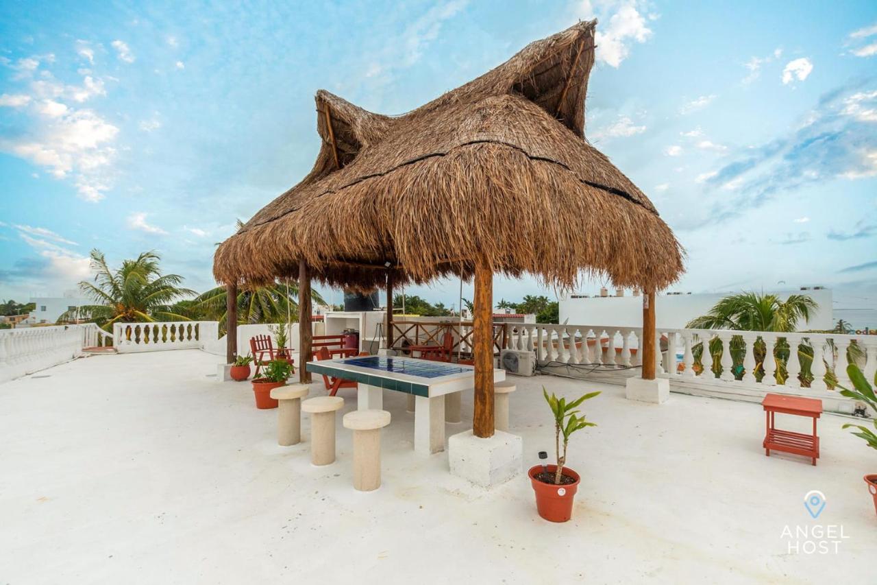 Malecon Beach House In Progreso 1 Block From Beach Exterior photo