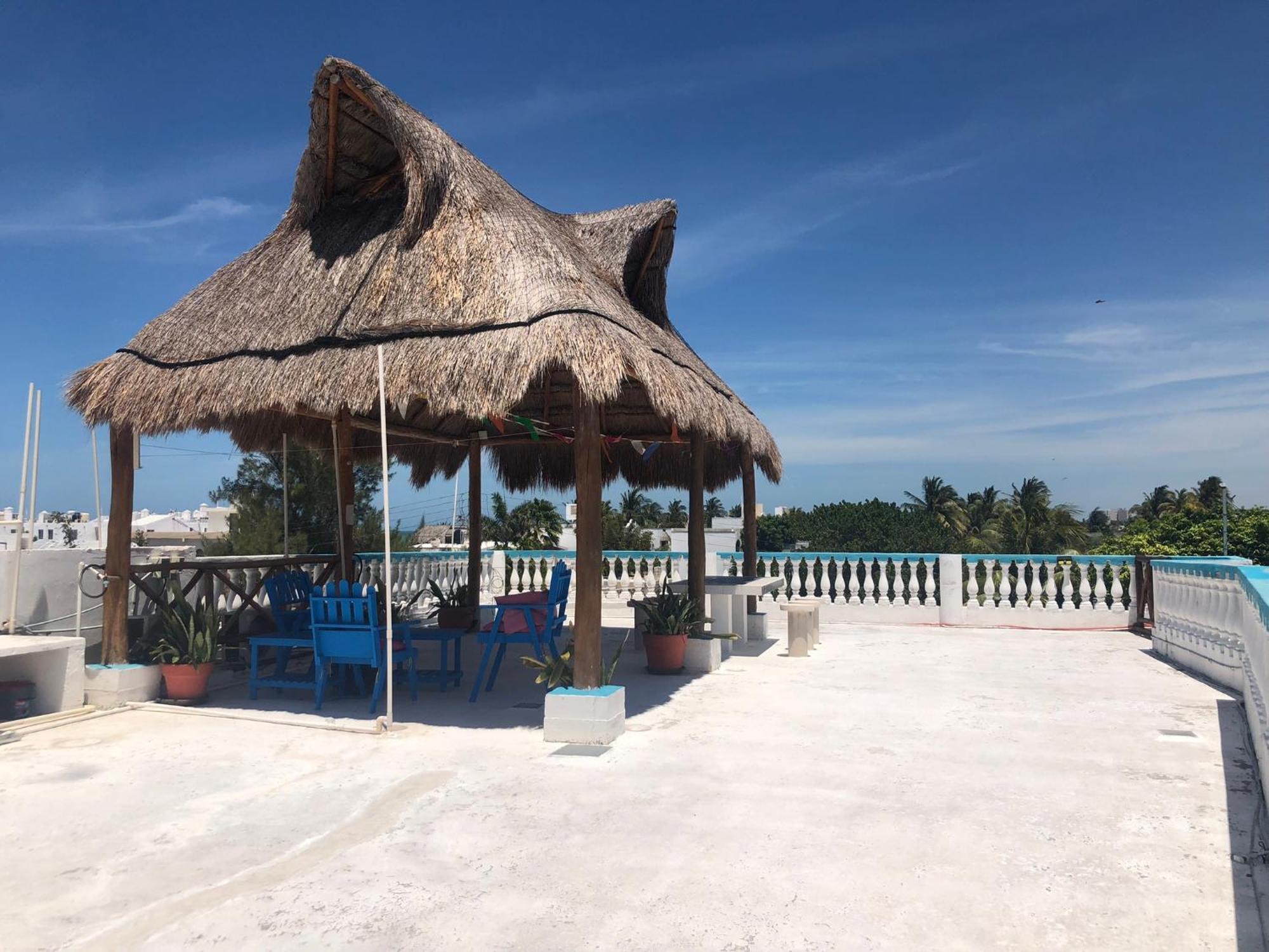 Malecon Beach House In Progreso 1 Block From Beach Exterior photo